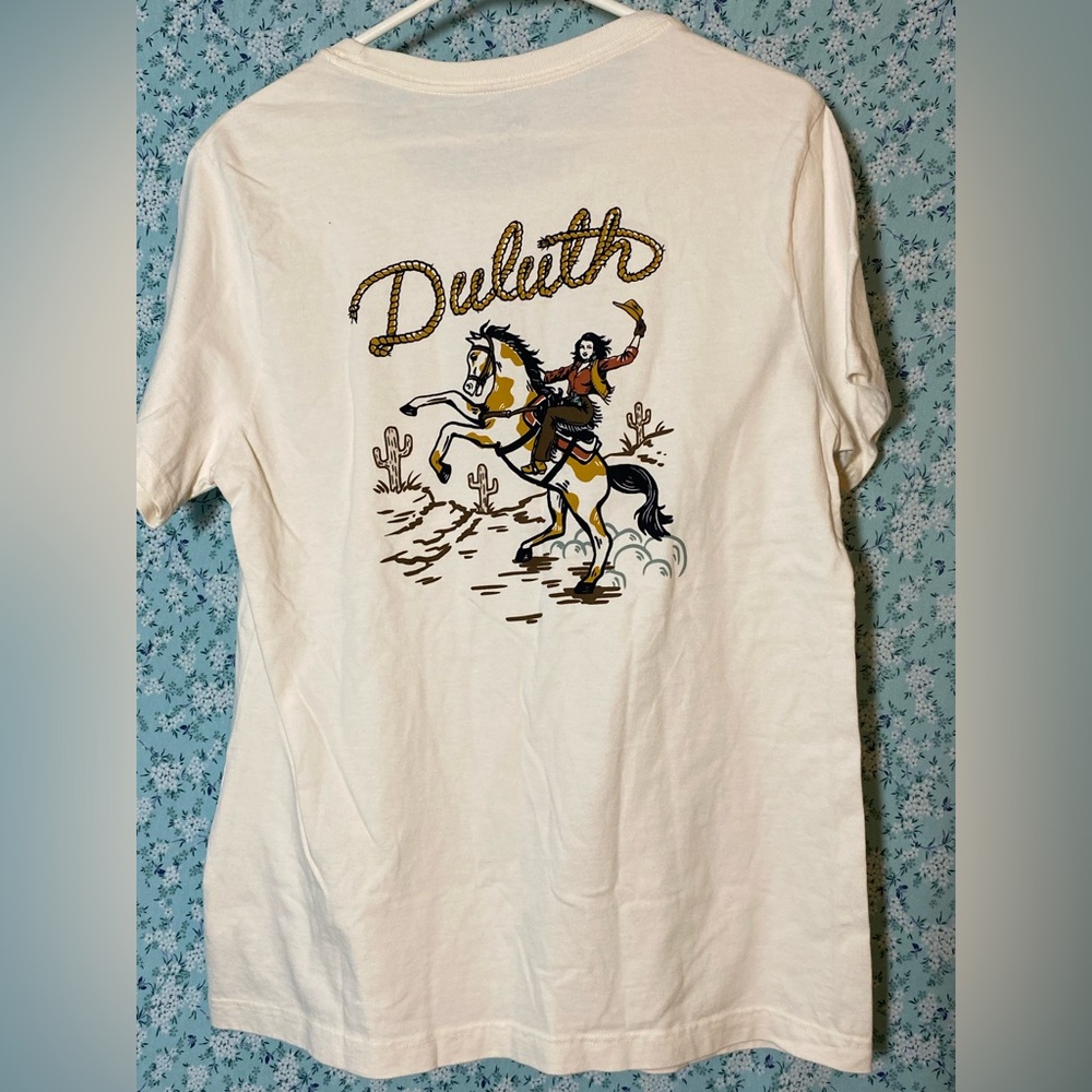 Duluth Trading Co Tee with Rodeo Horse and Rider Graphic